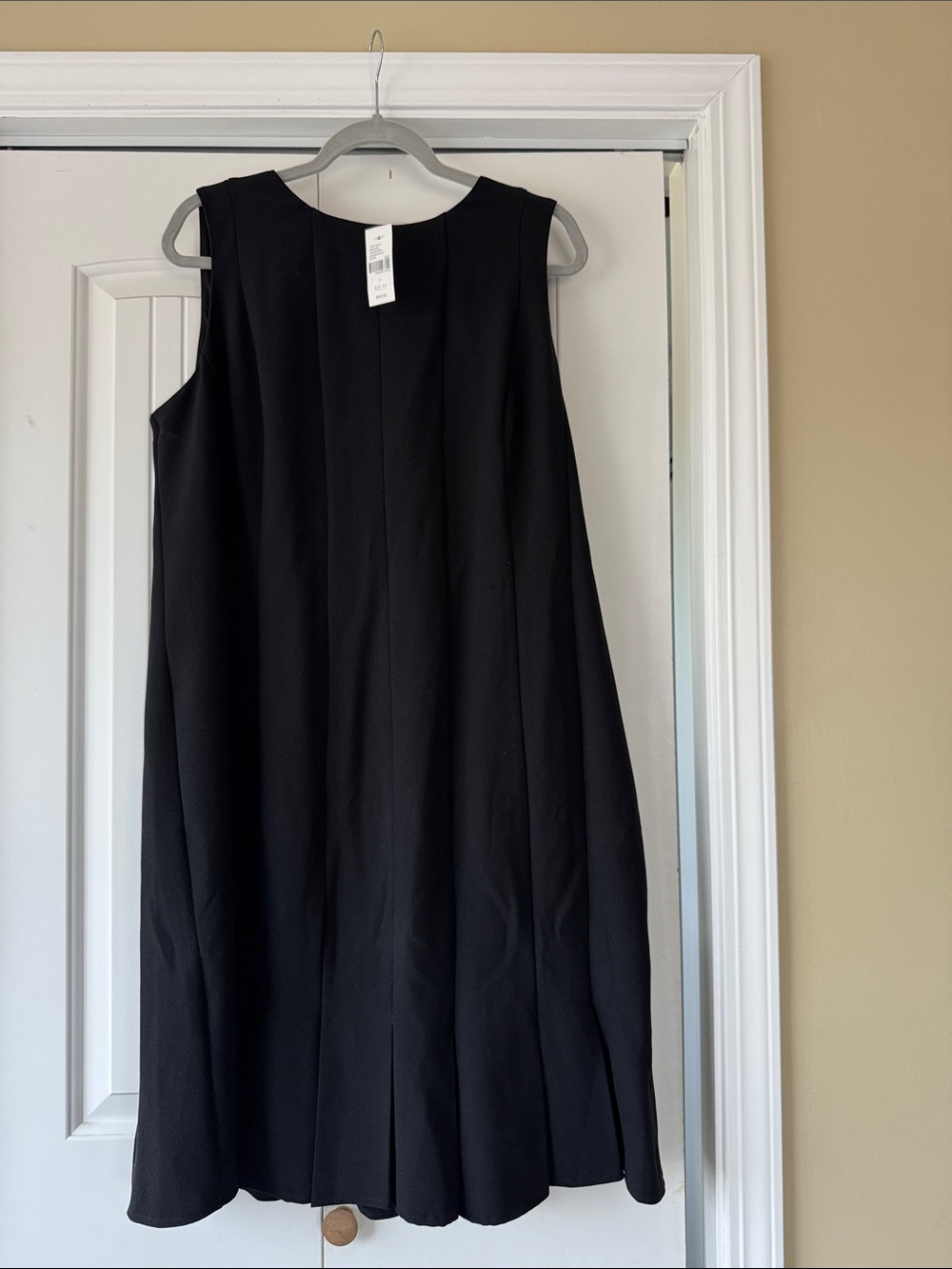 Lane Bryant Black Sleeveless A-Line Midi Dress